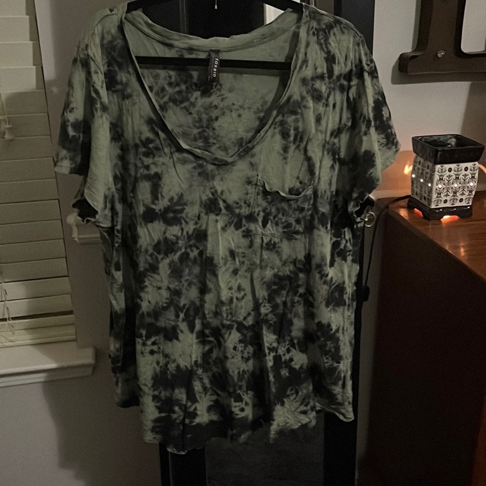 Torrid size 2 green and black tie dye